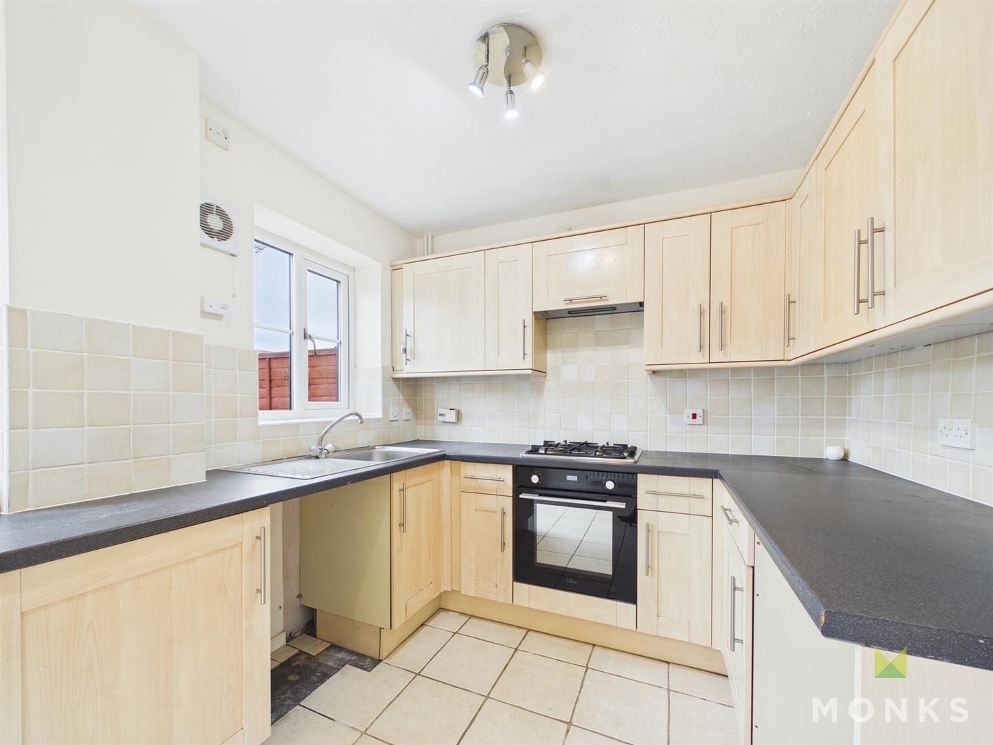 6 White Meadow Close, Shrewsbury, SY1 3SU For Sale